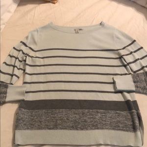 Petite medium light weight sweater from Halogen